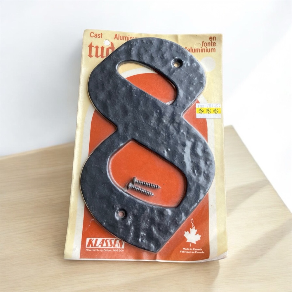 Vintage NEW Tudor Black Cast Aluminum House Number 8 Klassen Made in Canada